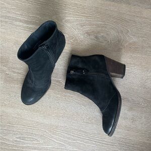 Paul Green 'Cypress' Bootie – Women's 7.5 black suede and brown heel